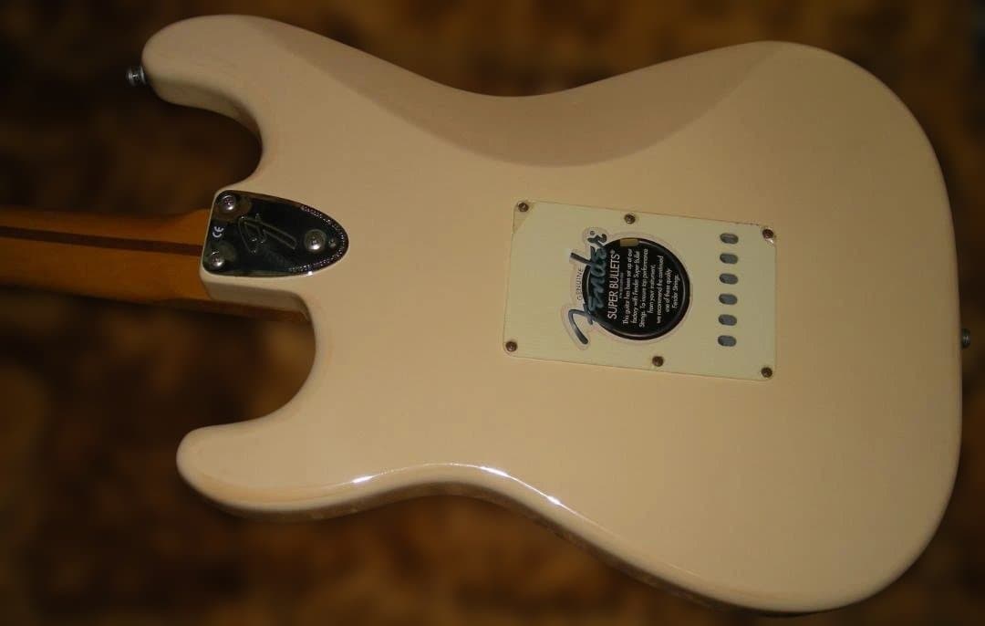 ギター Fender Mexico Stratocaster 70's Classic