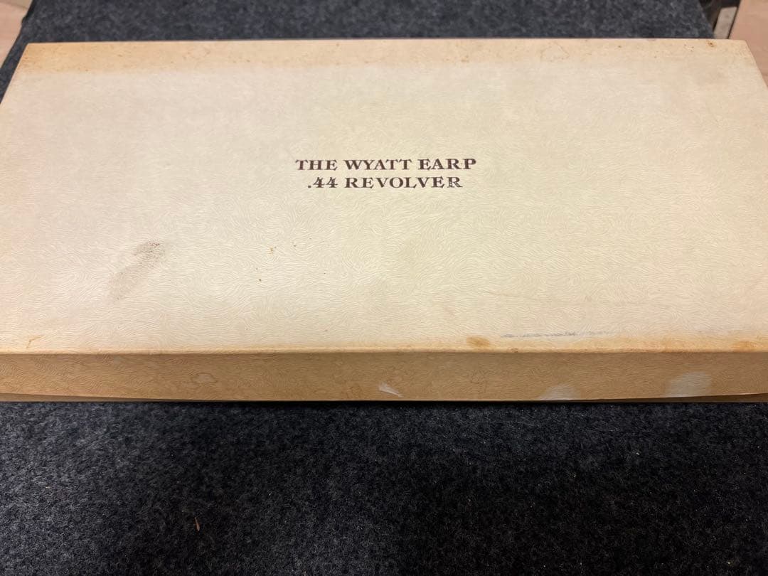 ワイアットアープ　４４口径　リボルバー