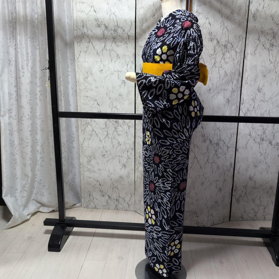 はな様ご購入有松絞り　向日葵の様な柄行 　ひろ衿