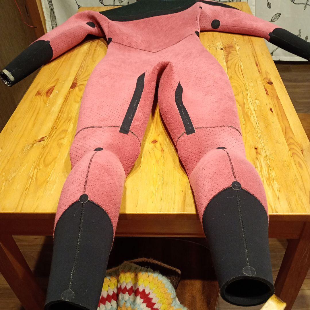 セミドライウェットスーツ ブラック