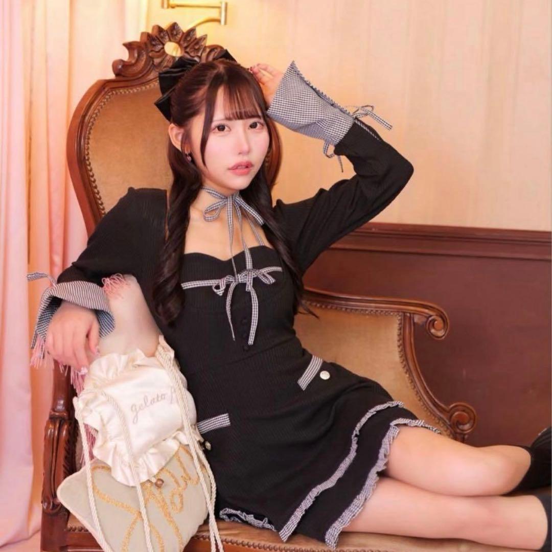 ReAmour リアムール　配色レイヤードワンピース　ブラック