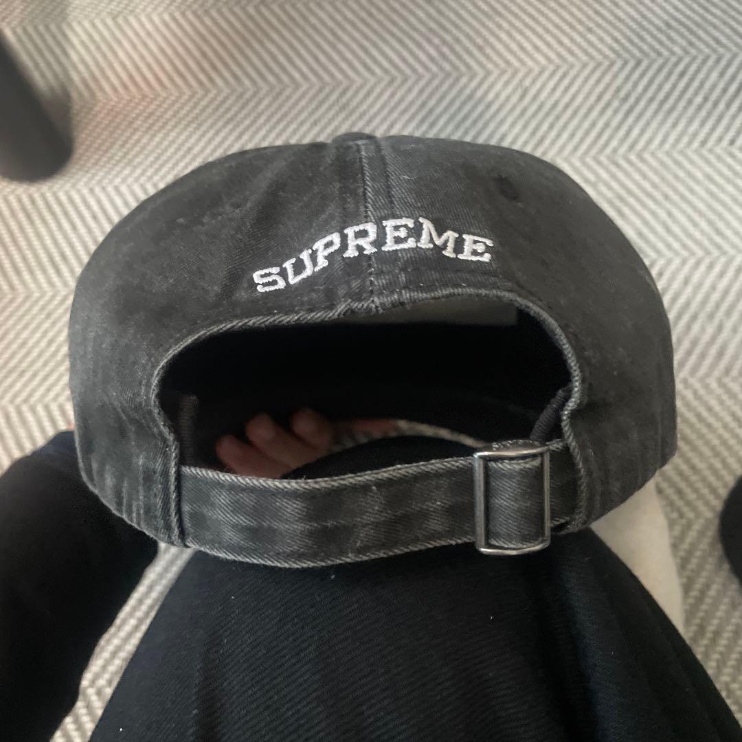 Supreme sロゴキャップ　ブラック
