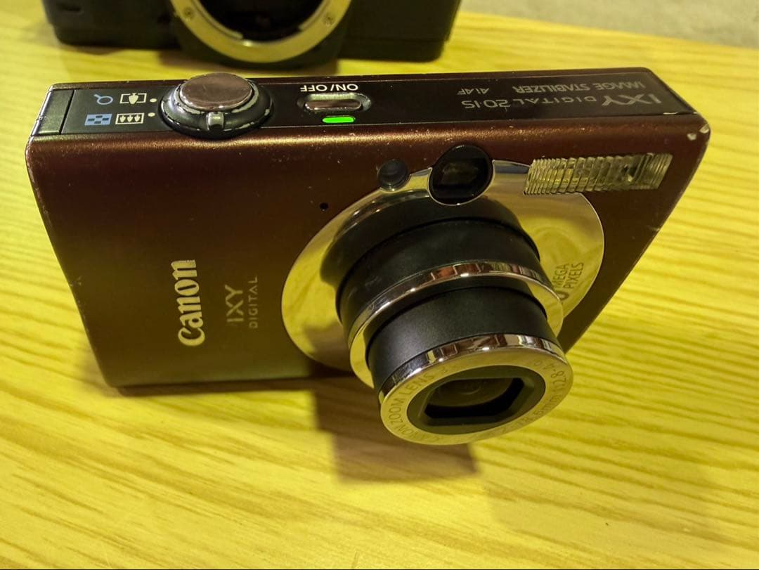 S747 Canon DIGITAL 2015デジカメ IXY