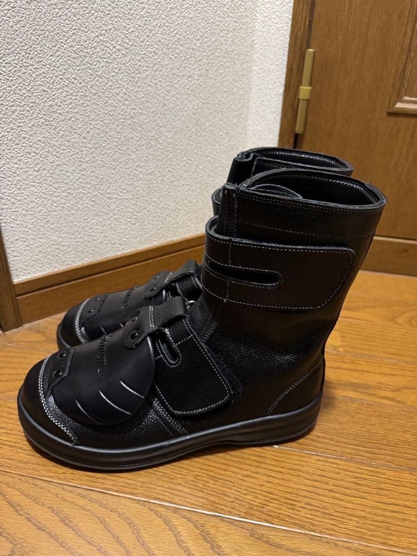 SIMONブラック安全靴 ハイカット yamashitaです。