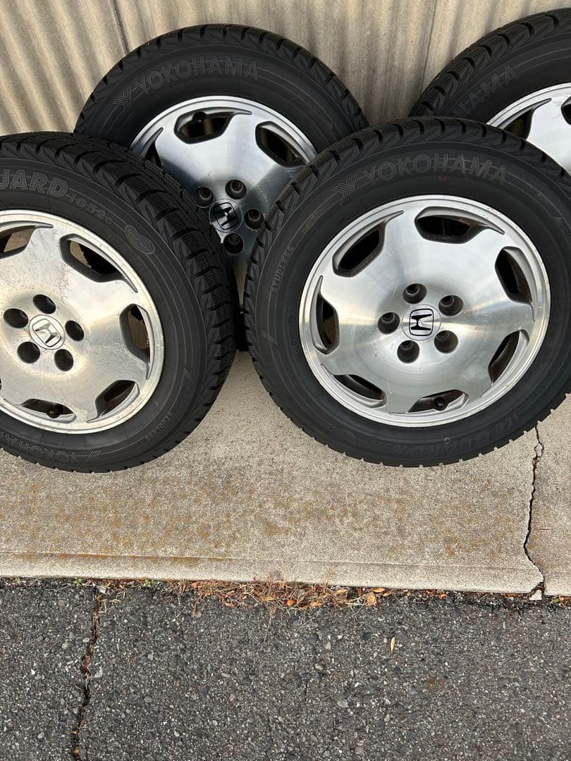 ホンダ 215/60R16 スタッドレスセット　オデッセイ