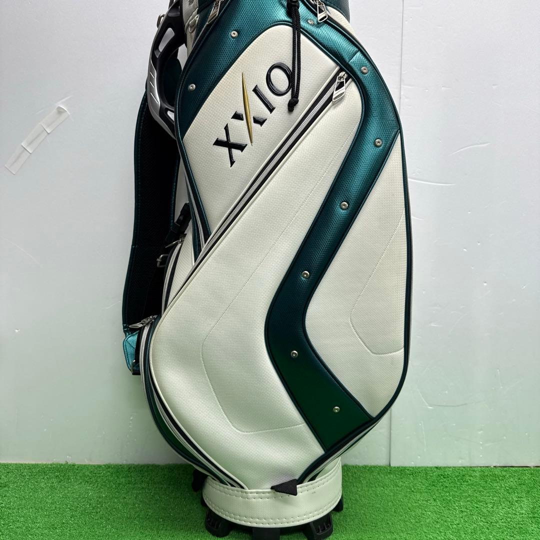 ゼクシオ XXIO ゴルフバック キャディバック　8インチ ホワイト　中古