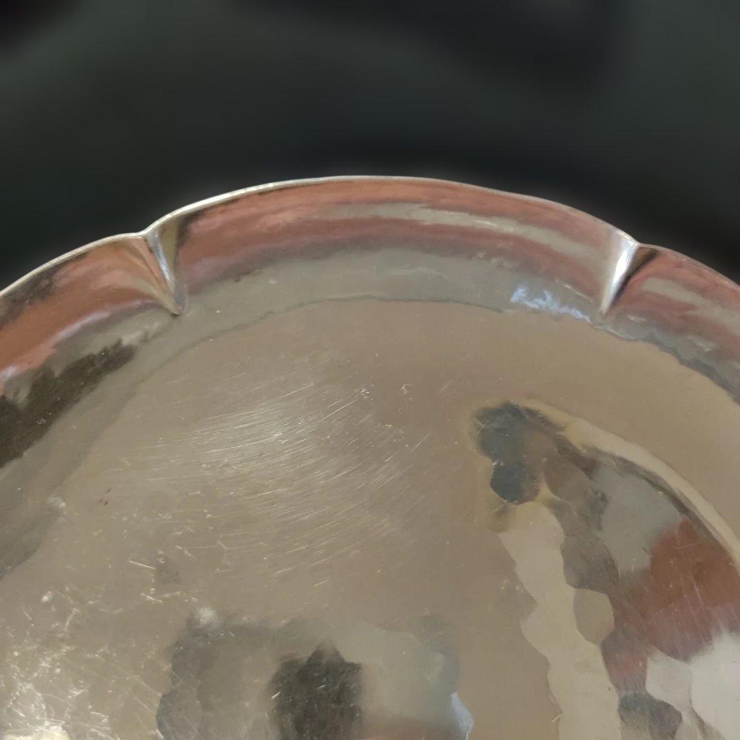 純銀。純銀盆。花形。四世　秦蔵六造。111g。茶道具。銀製品。中古品。