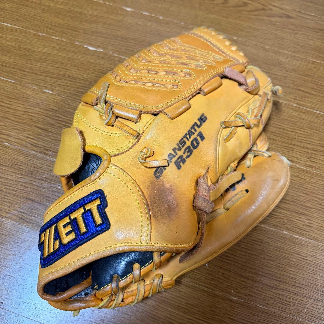 zett ピッチャー用グローブ