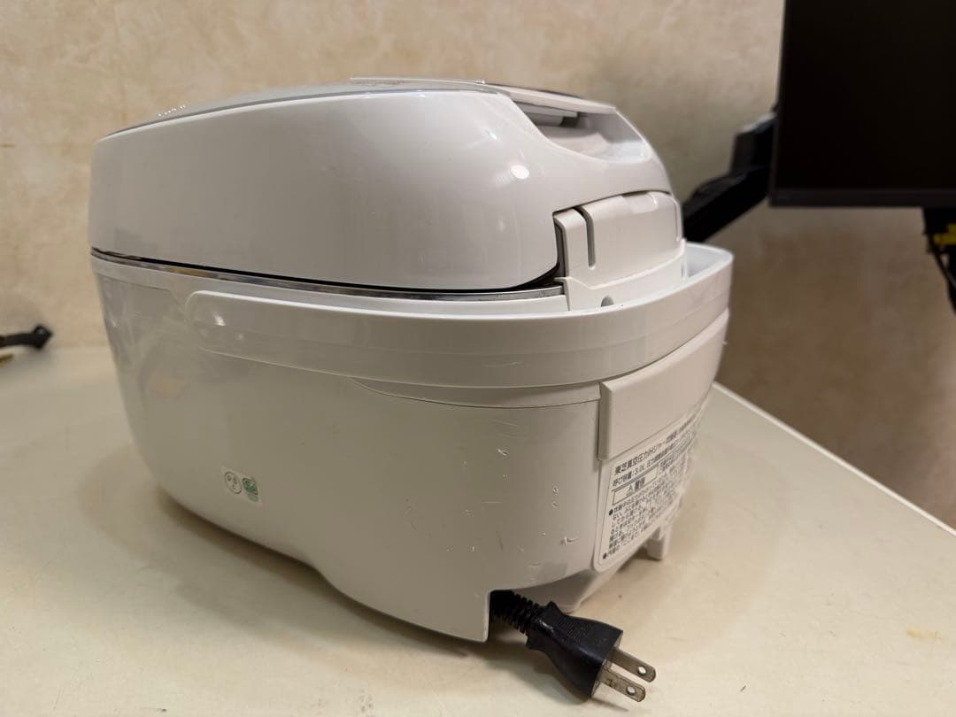 TOSHIBA RC-10VXN 圧力IH炊飯ジャー炊飯器