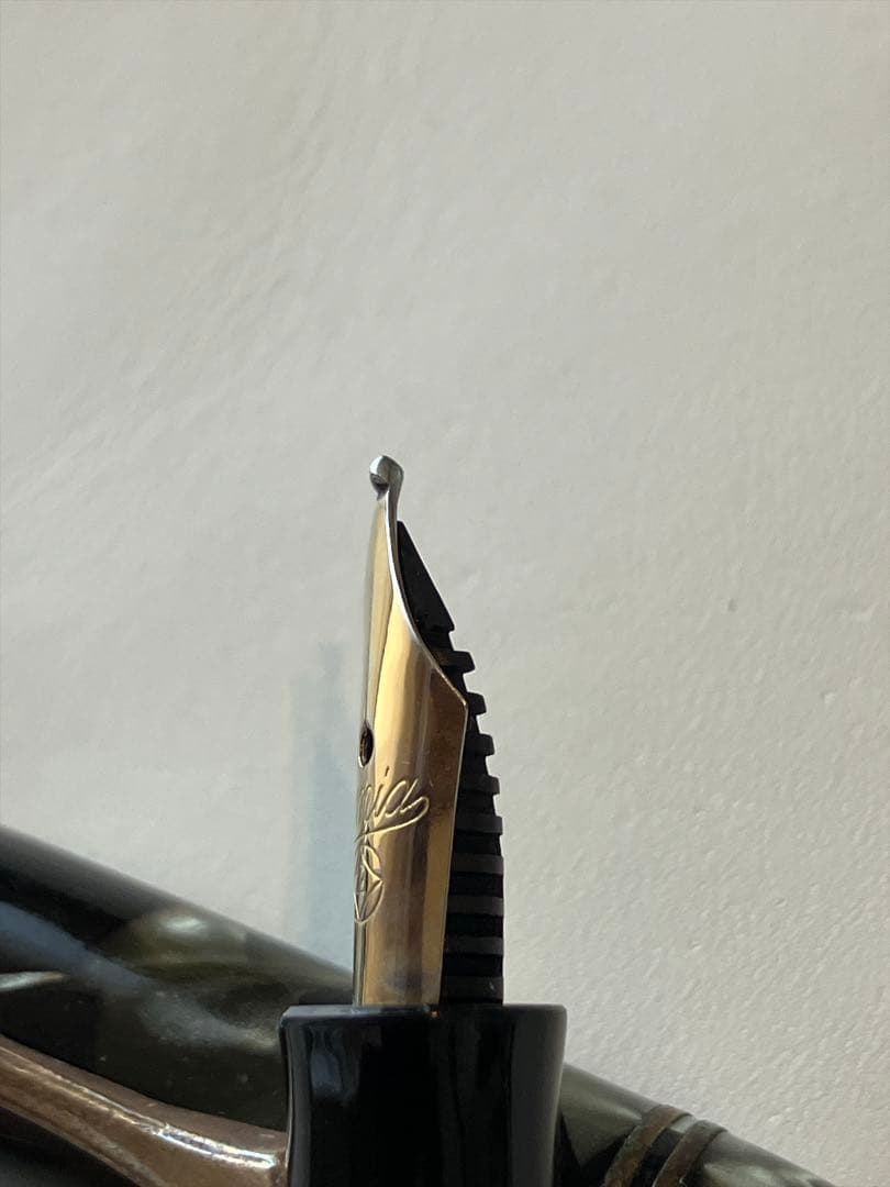 OSMIA Faber Castell 万年筆　オブリーク