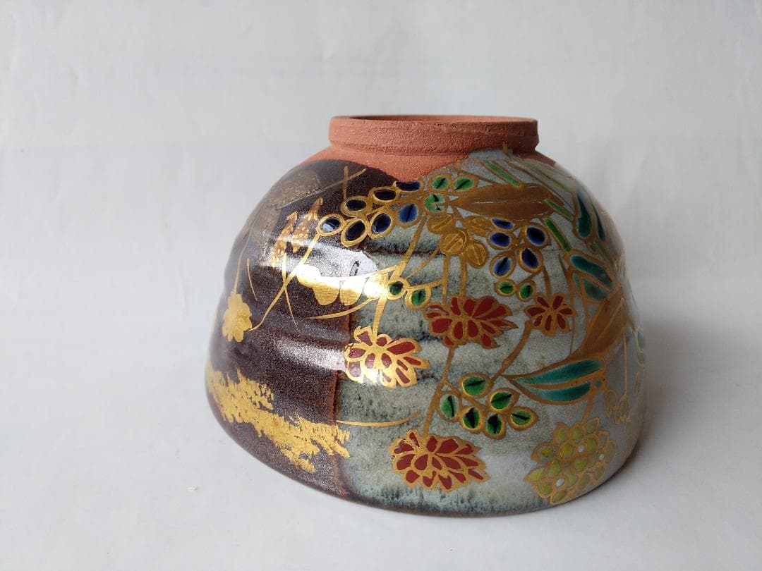 京焼 宮川香せつ 造 春の野 茶碗 共箱 金彩 茶道具 茶器 抹茶碗 新品 です