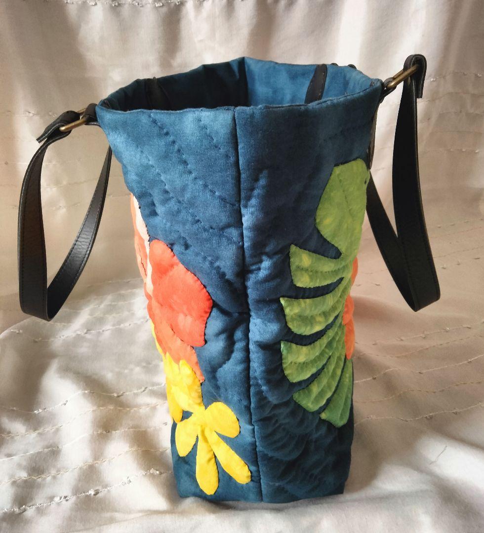 ☆261.ハワイアンキルト・バッグ・ハイビスカス＆ティアレ＆モンステラ