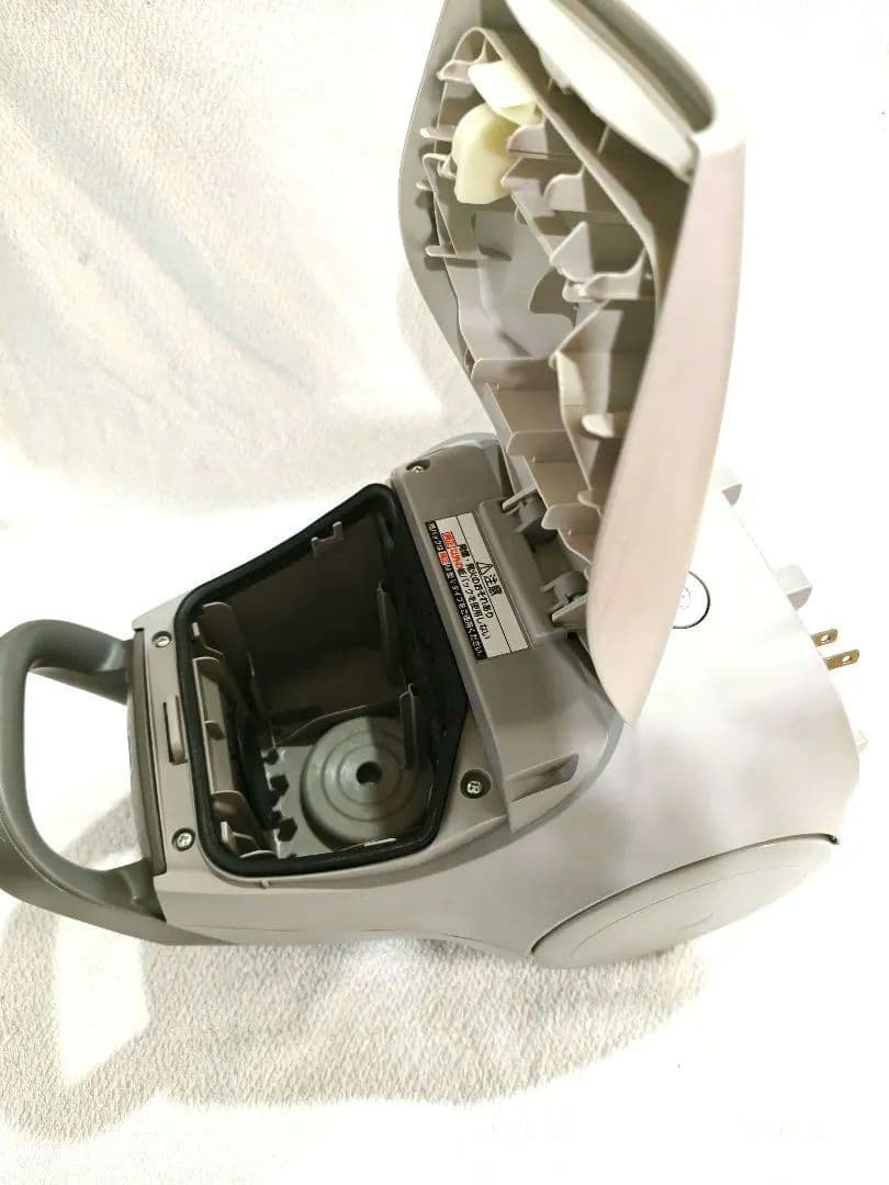 パナソニック　紙パック式掃除機　MC-PJ21G(N) 2023年製　美品