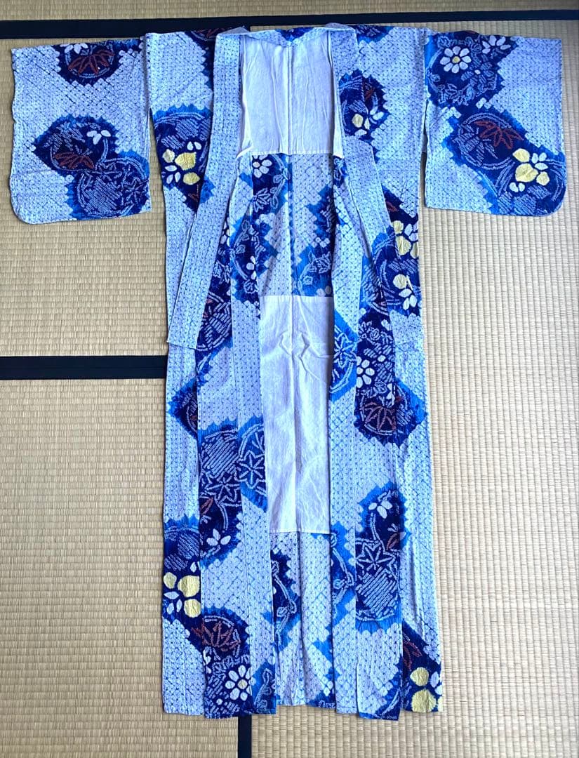 夏のセール　絞りの浴衣　20.000円→10.000円