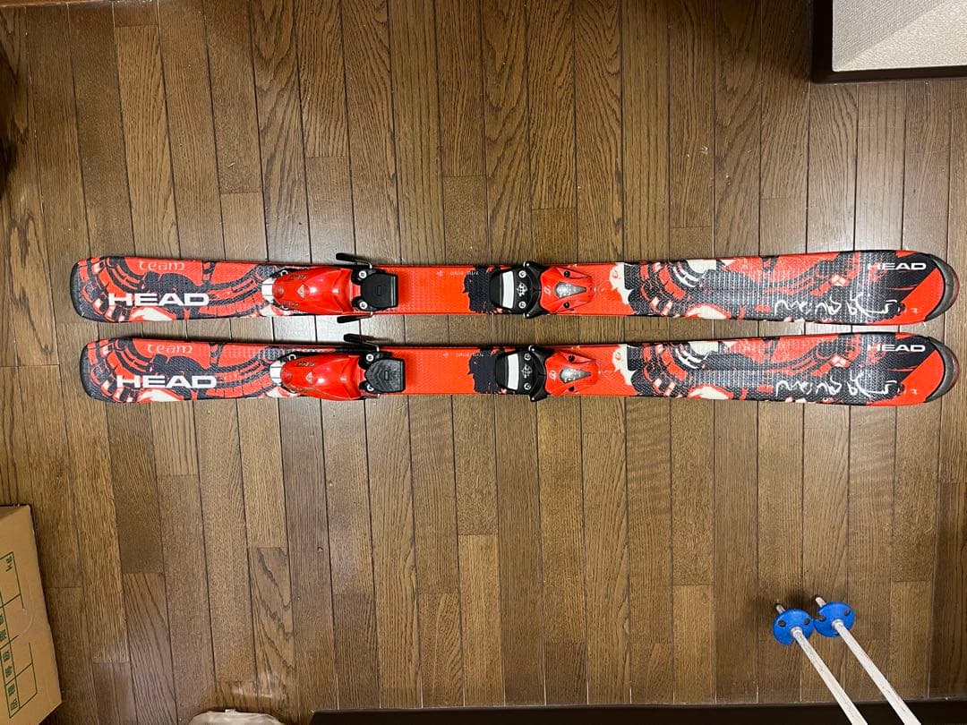 HEAD スキー板 赤色　117センチ　ストック•ブーツ付