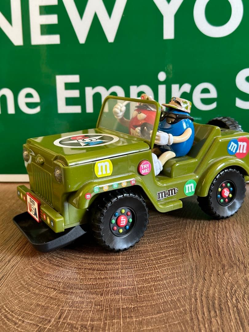 M&M's オリーブグリーンミニカー
