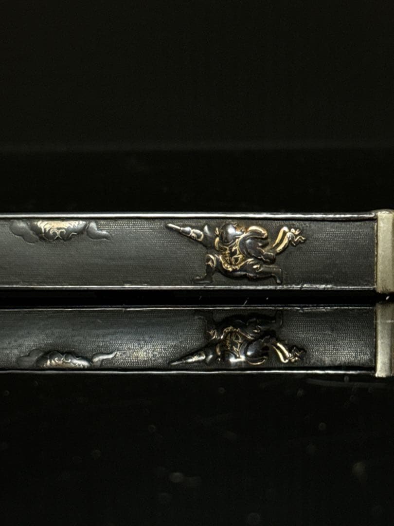 江戸期 四分一 小柄 金銀象嵌 人物図 煙管 キセル 喫煙具