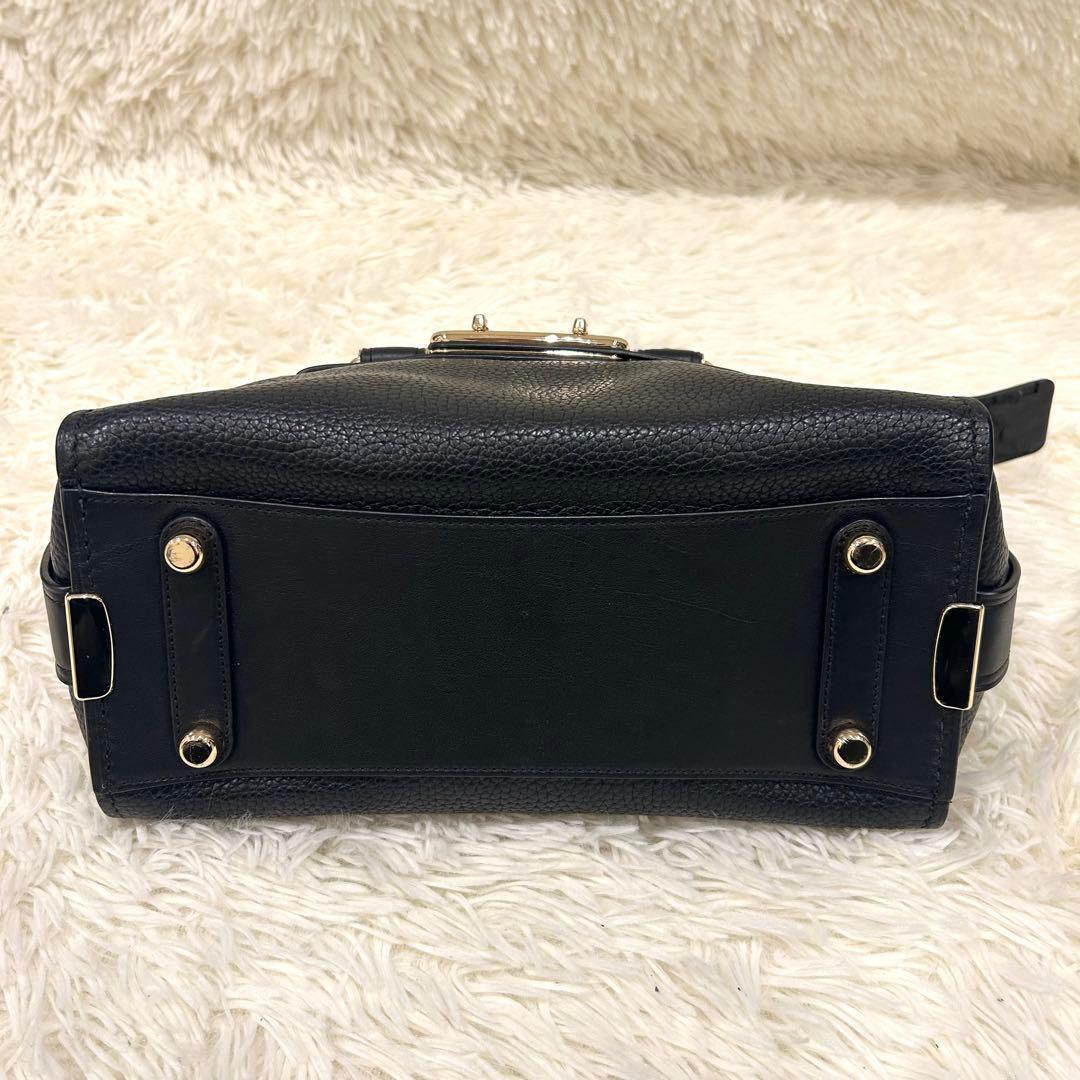 外観美品コーチ coach スワッガー ハンドバッグ レザー ターンロック