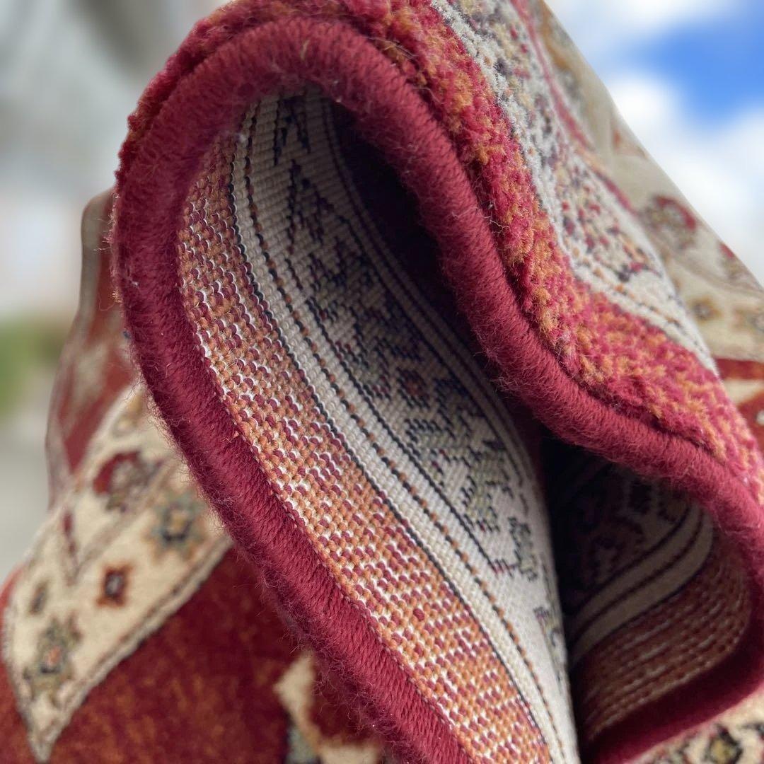 美品　ベルギー絨毯　200×200cm