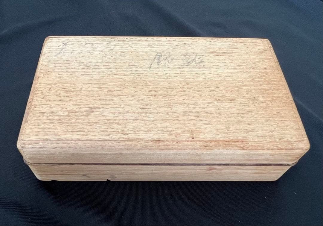 刀装具 縁頭 目貫 群馬象嵌 馬紋様 銅地 金 剣刀装具 日本刀 鐔 骨董品