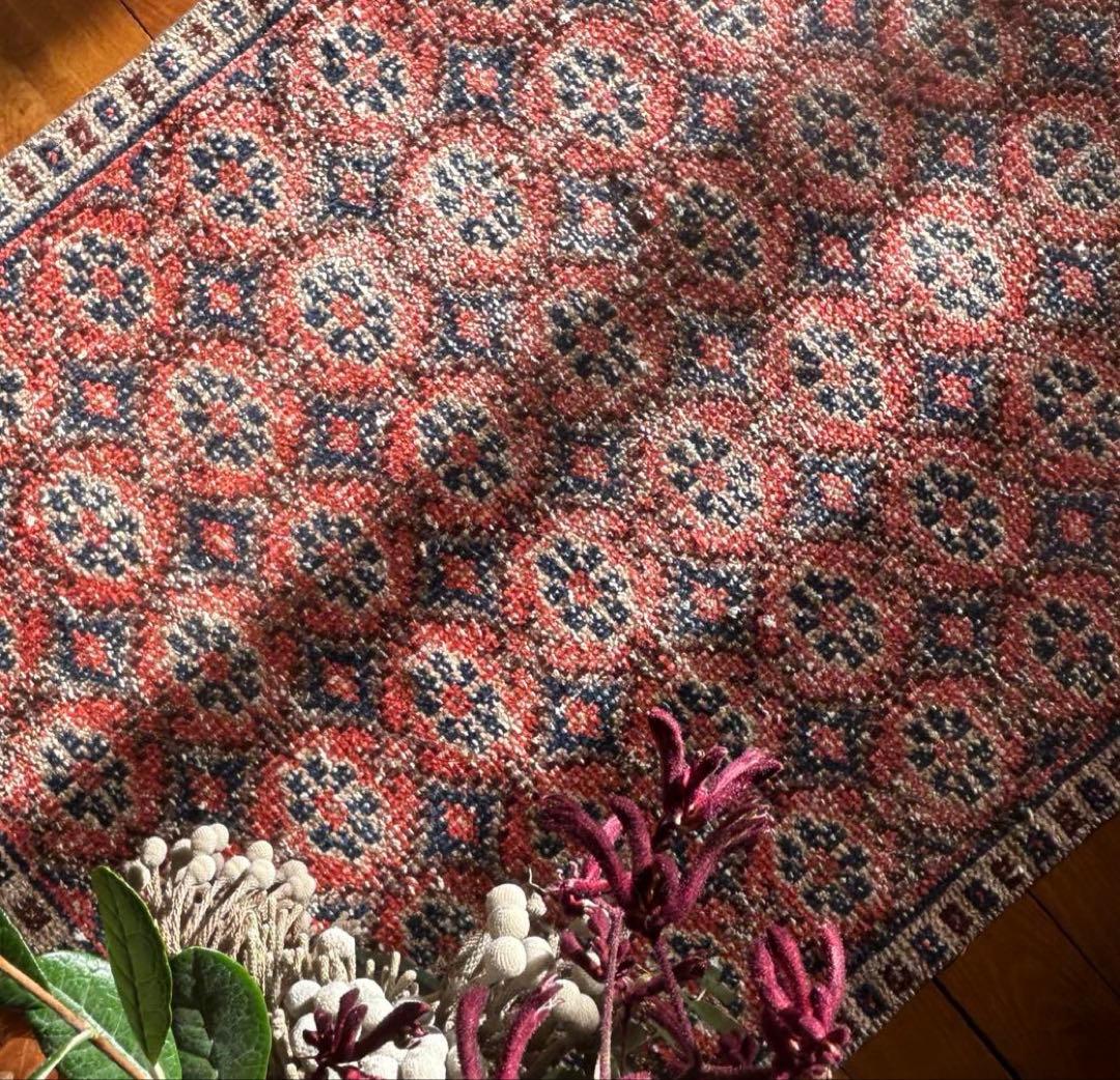 110×74 レア柄　お花のstamp トルコ　ヴィンテージラグ　トルコラグ