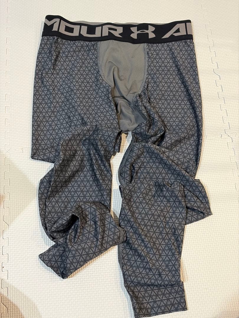 UAウェア一式(ショートP＋コンプレッション半袖＋Qタイツ＋FLタイツ)