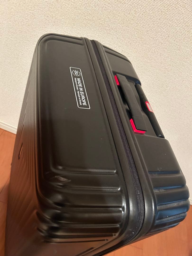 SAMSONITE ブラックキャリーケース　97L