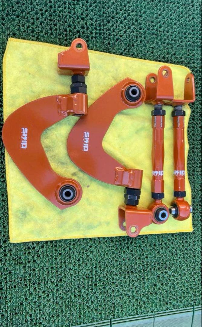 SKIDRACING50プリウスアッパーアーム　トーコンアームキャンバーブロック