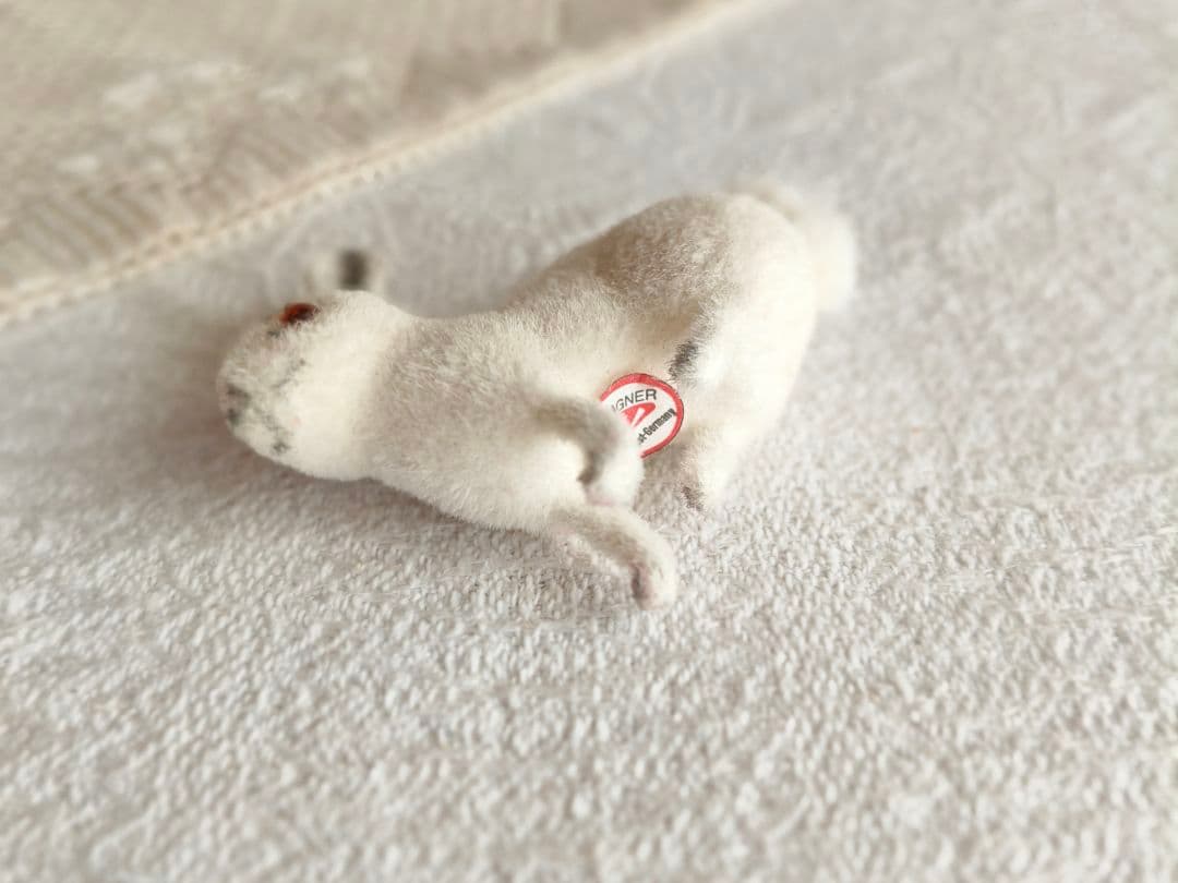 【ちびたんさま】vintage ୨୧ 真っ白な 可愛い ウサちゃん