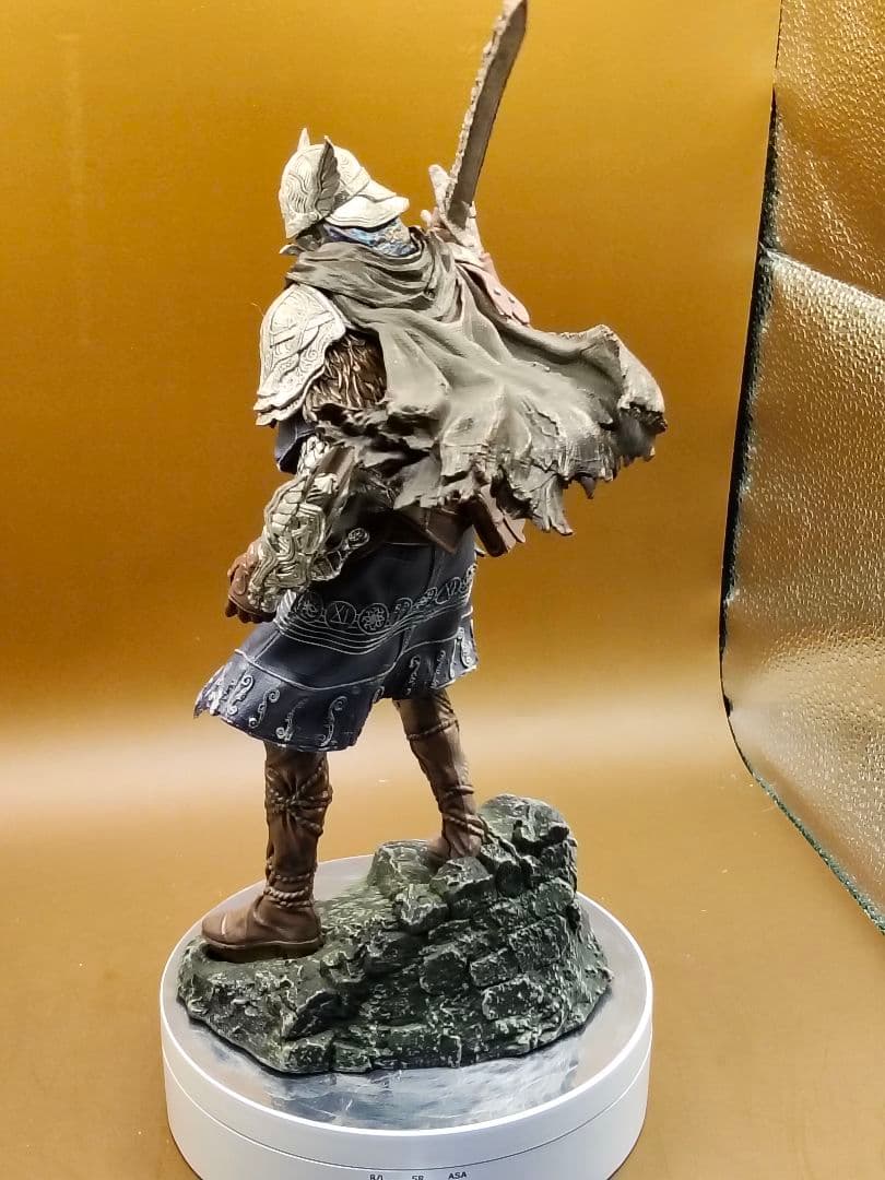 追跡者　フィギュア　ELDEN RING NIGHTREIGN
