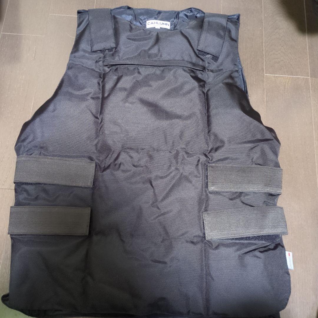 CAHLUMN ブラック ダウンベスト Mサイズ