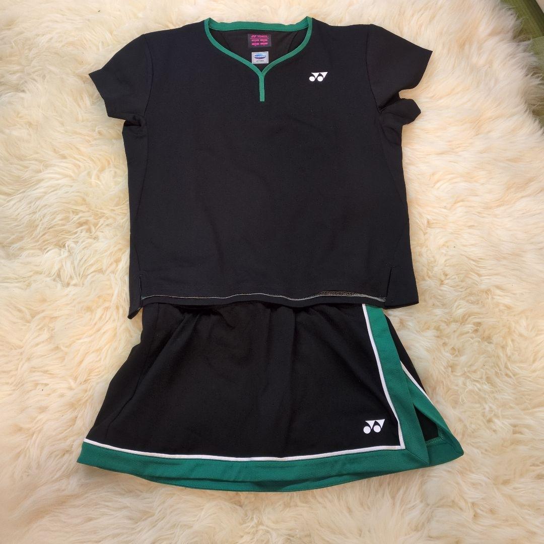 YONEXヨネックス　テニスウェア Tシャツ スカート セット ブラック