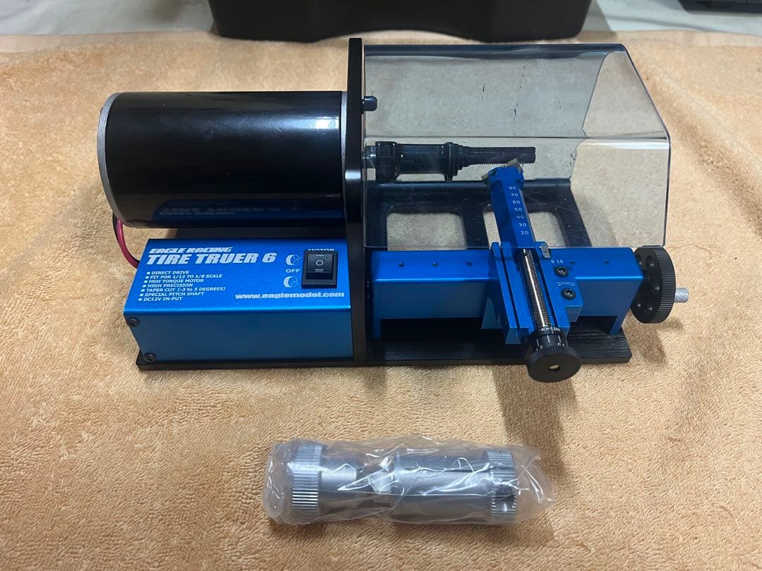 タイヤセッター　Tire Truer 6 電動タイヤトゥルーイングマシン