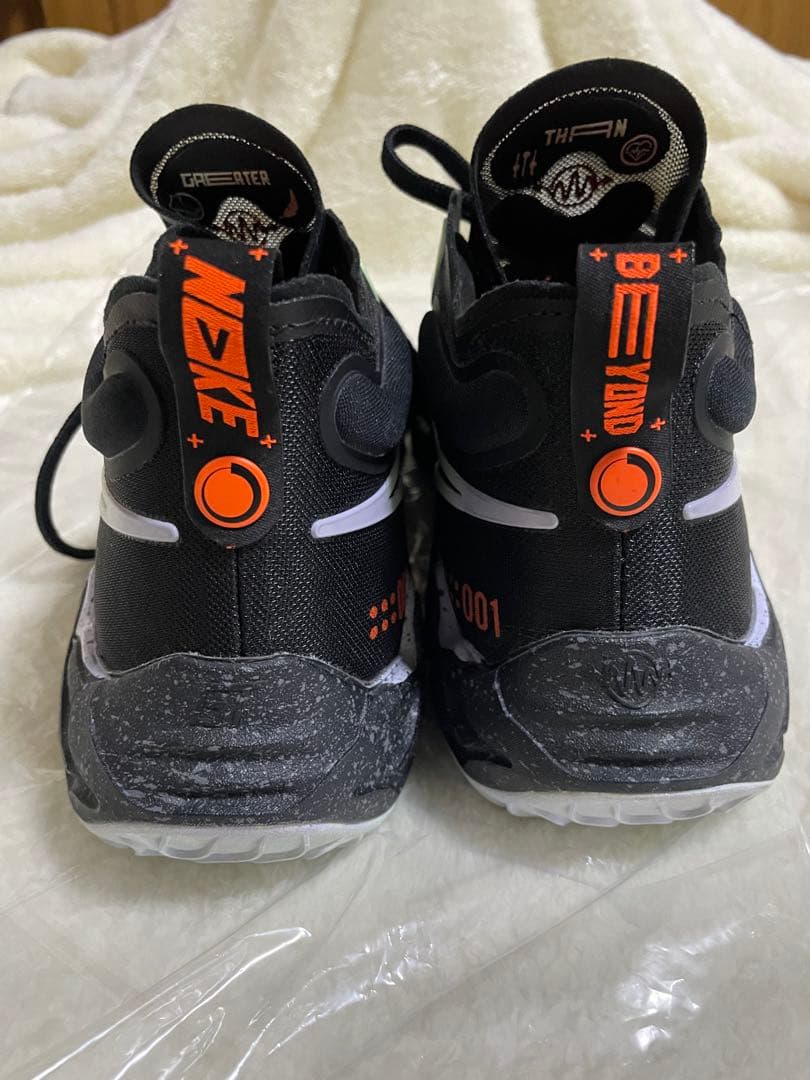 新品未使用！NIKE AIR ZOOM G.T. RUN ナイキ 27cm