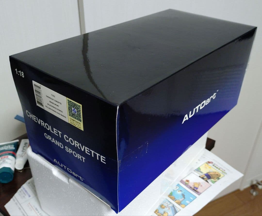 AUTOart　オートアート　1/18　シボレー　コルベット　グランスポーツ