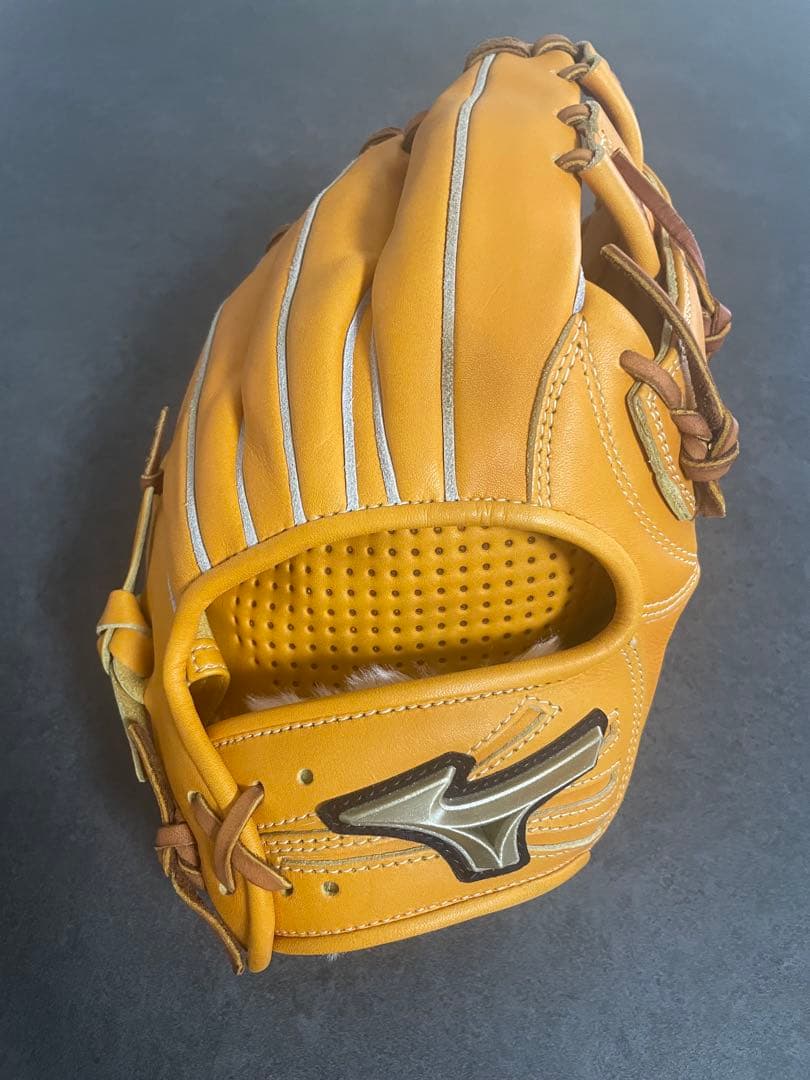 【美品】MIZUNO ミズノ 軟式グローブ Global Elite 内野手用