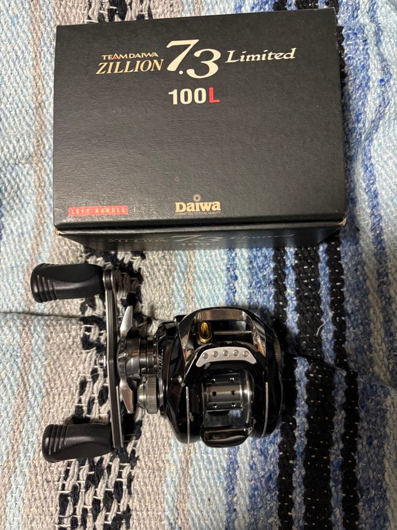 TDジリオン 7.3 リミテッド 左 レフト ダイワ