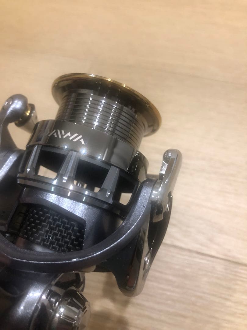 DAIWA 12 EXIST 2510PE-H（イグジスト）