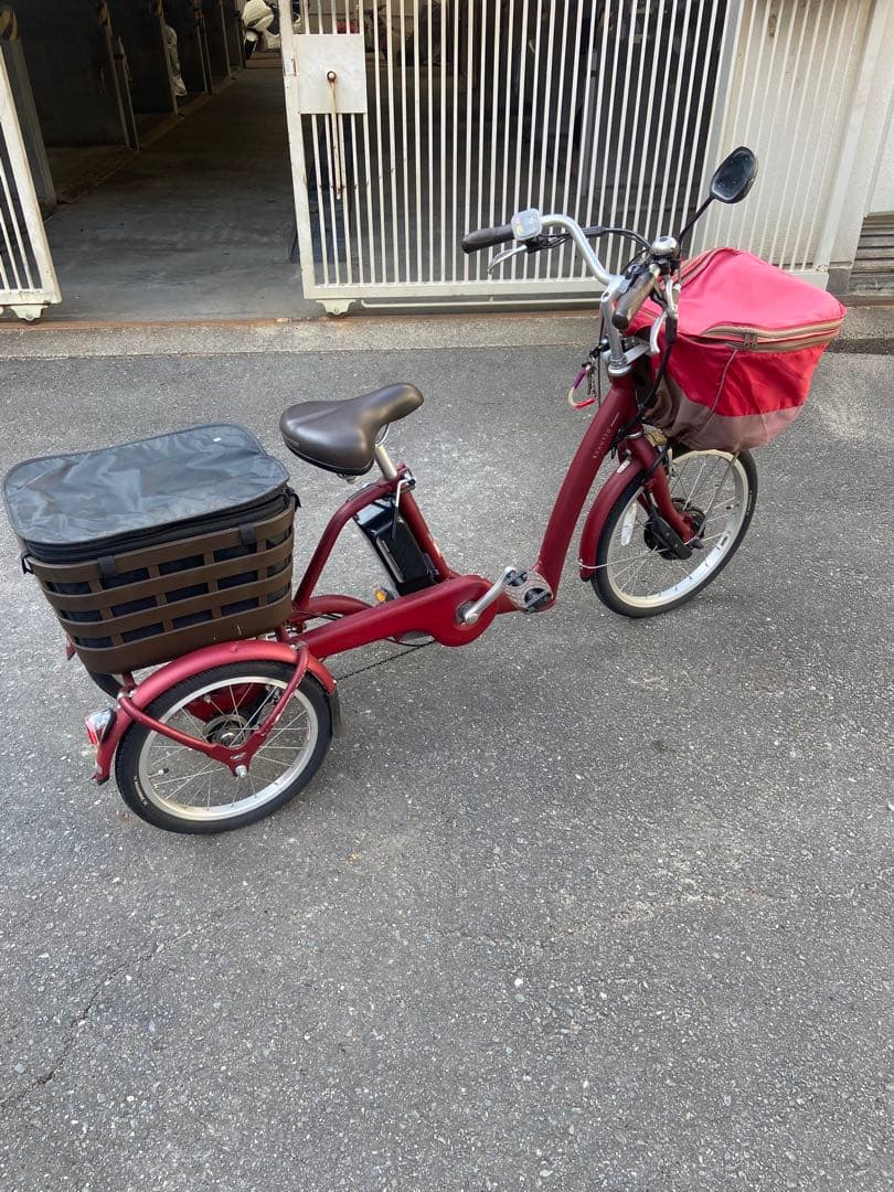 電動アシスト三輪車 ワインレッド ブリヂストン　RAKUTTO 3段階調整付き