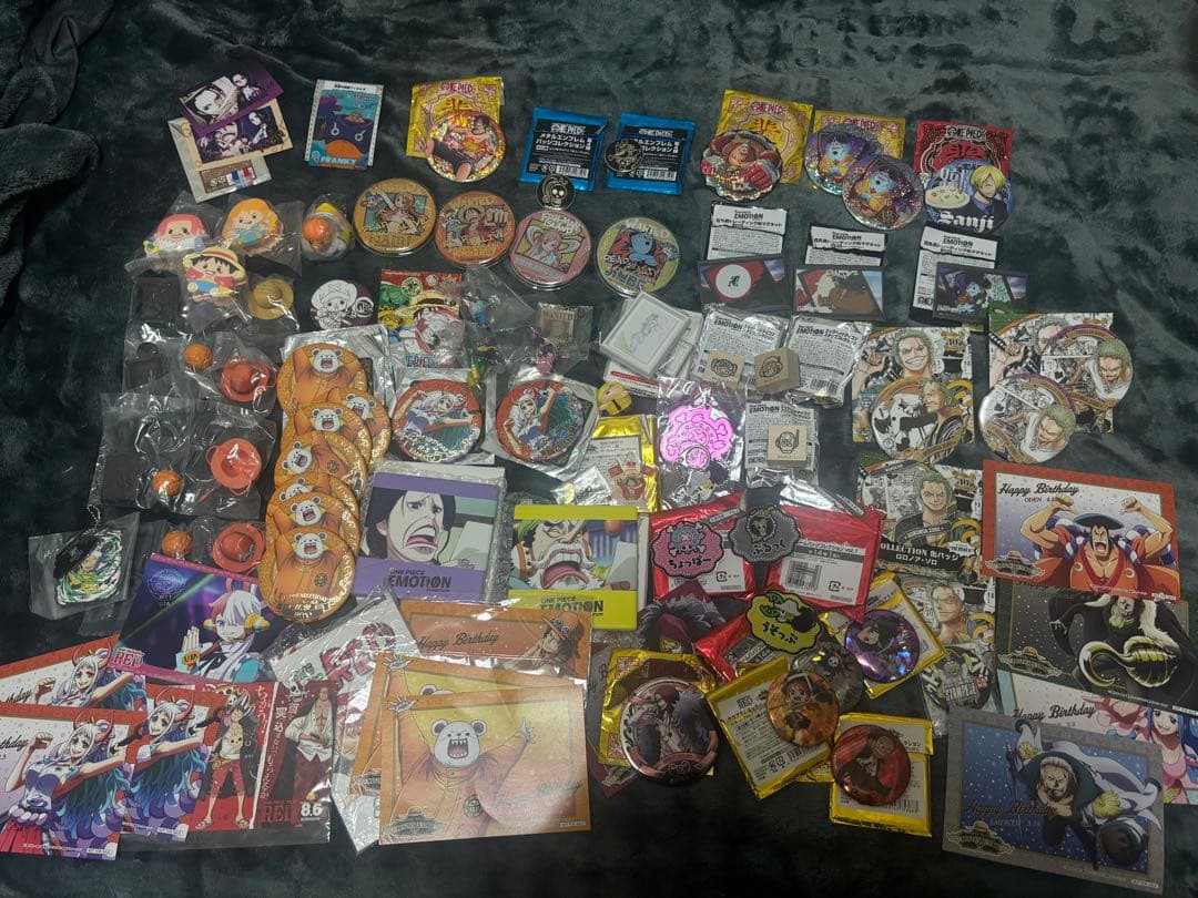 ONE PIECE 公式グッズまとめ売り