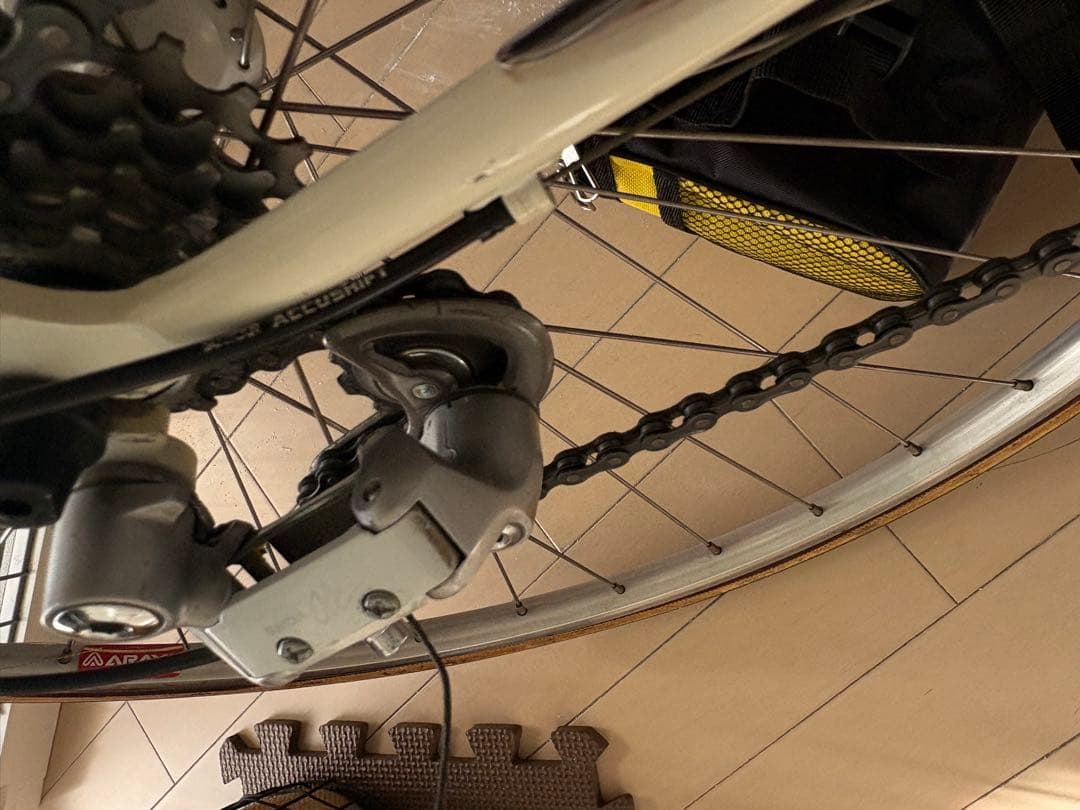 美品　ロードバイク　ガンウェル　鍵とバック付き