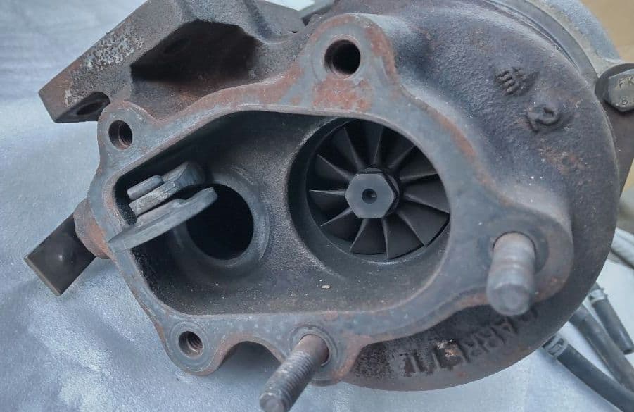 S14シルビア後期 純正タービン と 付属品