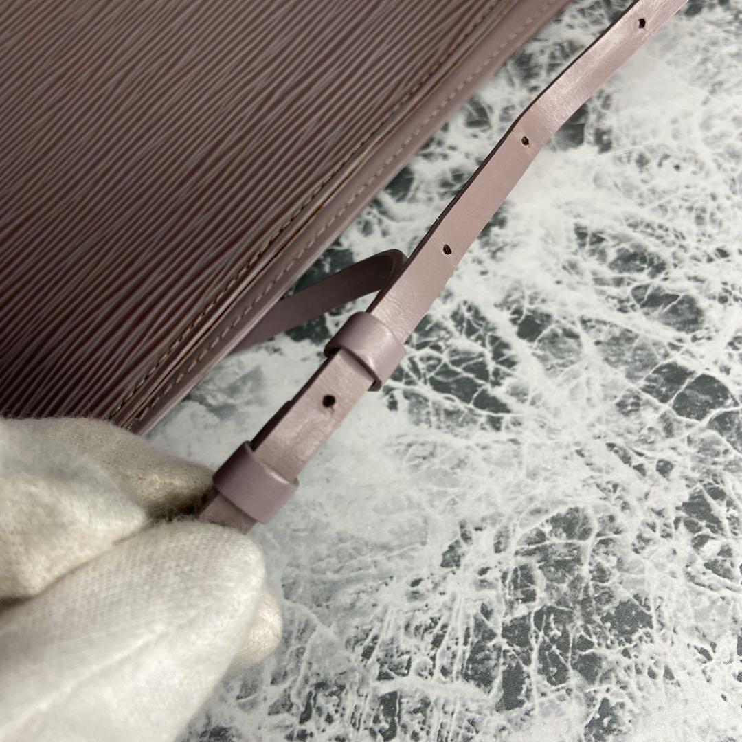 ✨LOUIS VUITTON✨　ルイヴィトン　ウエストポーチ　エピ　ロシェル