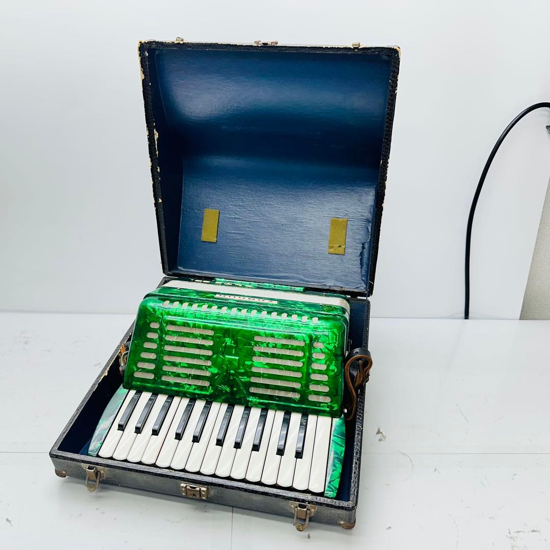 YAMAHA アコーディオン　ALTO 25