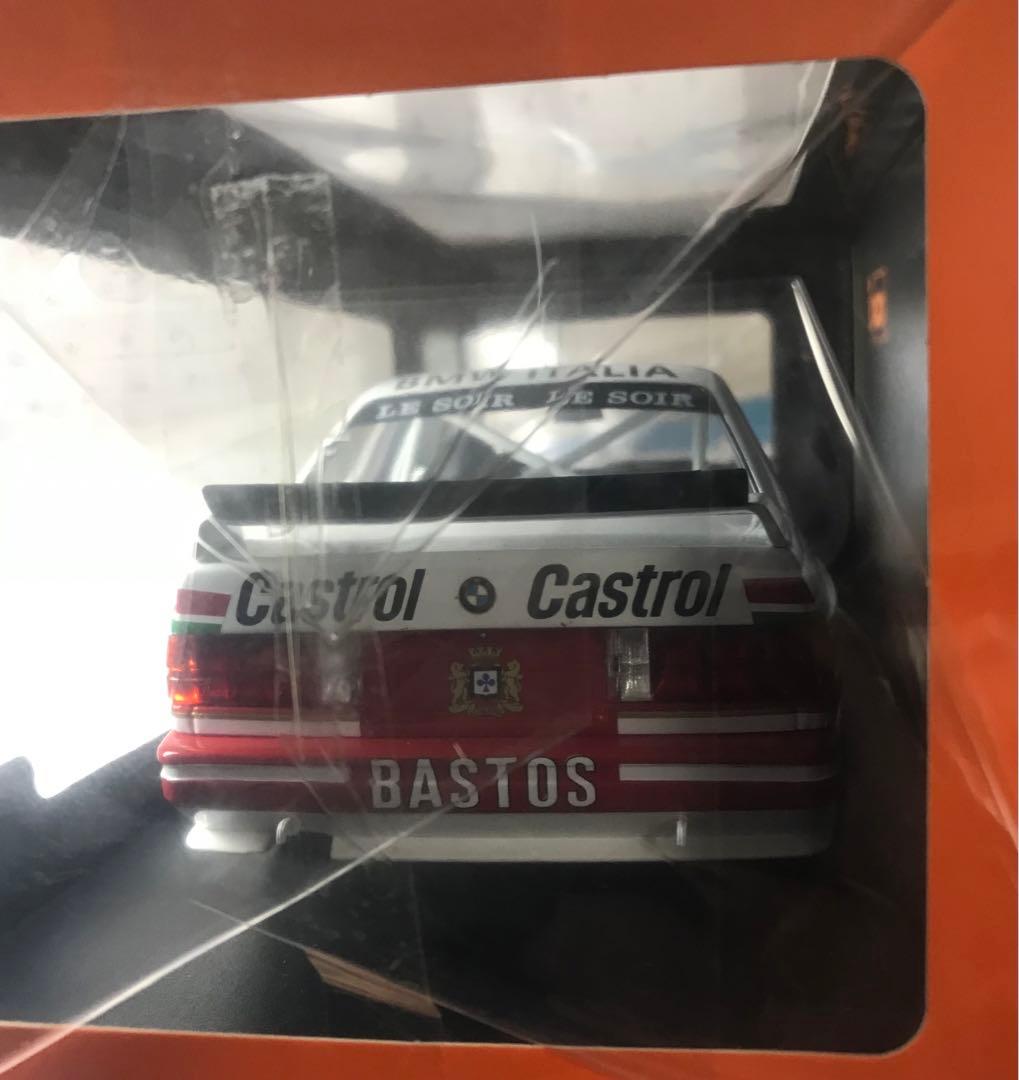 ミニカー  E30 M3 1/18