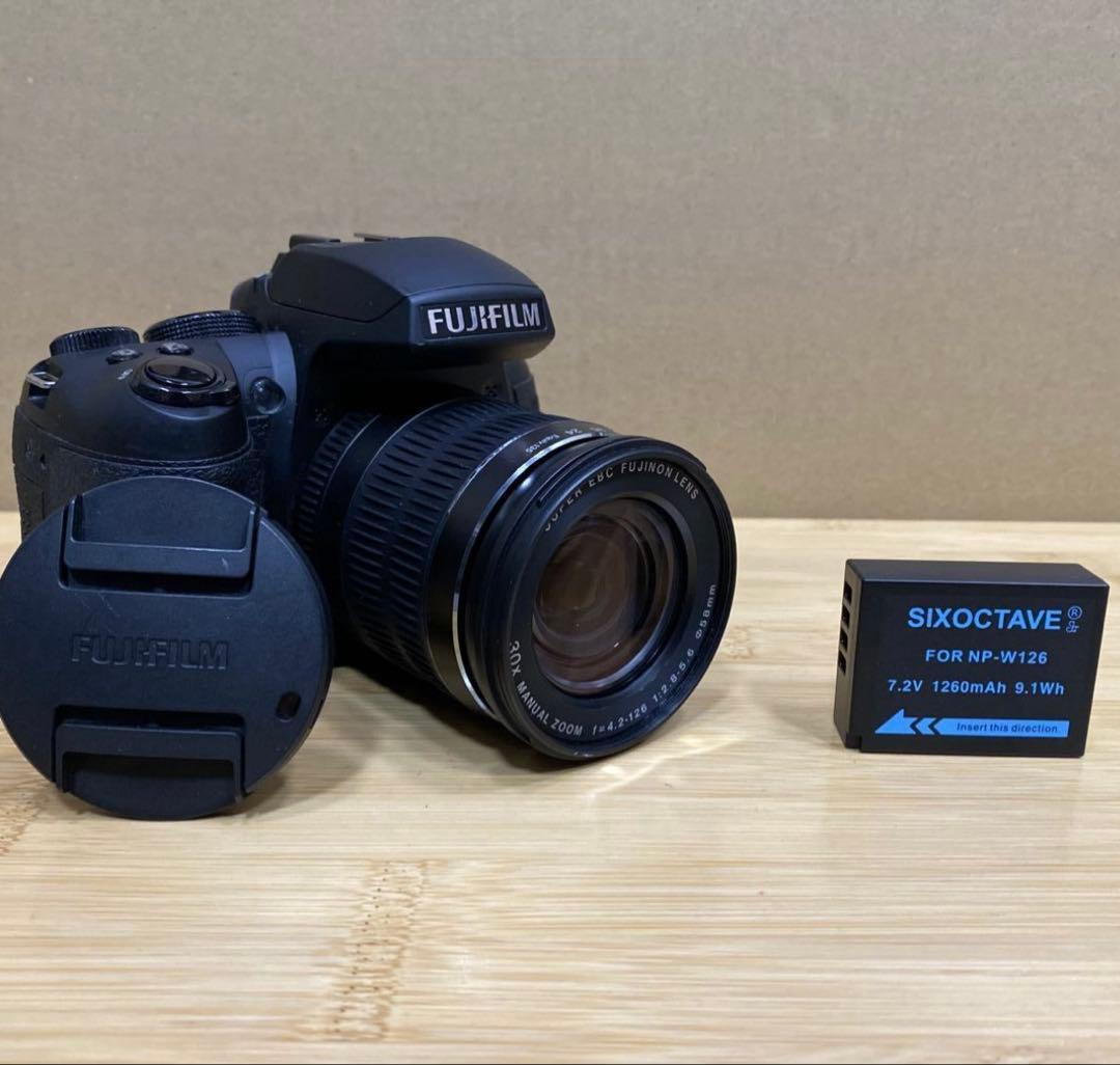 デジタルカメラ FUJIFILM FINEPIX HS30 EXR