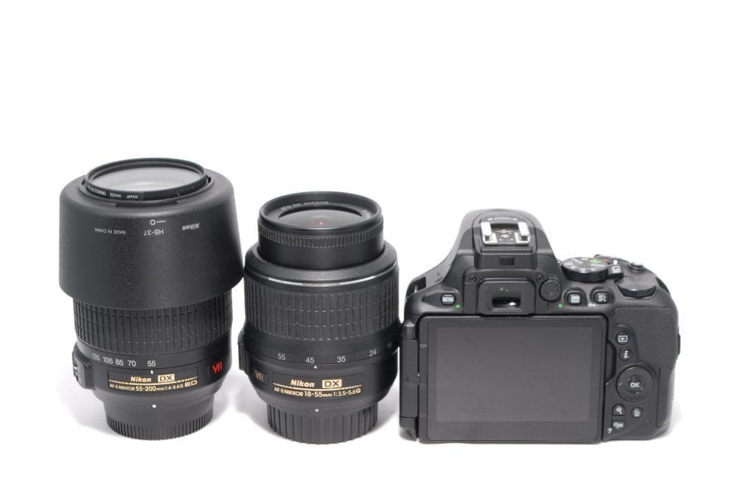 ✨Nikon D5600 ✨Wレンズ✨ショット数極小✨初心者モデル✨一眼レフ