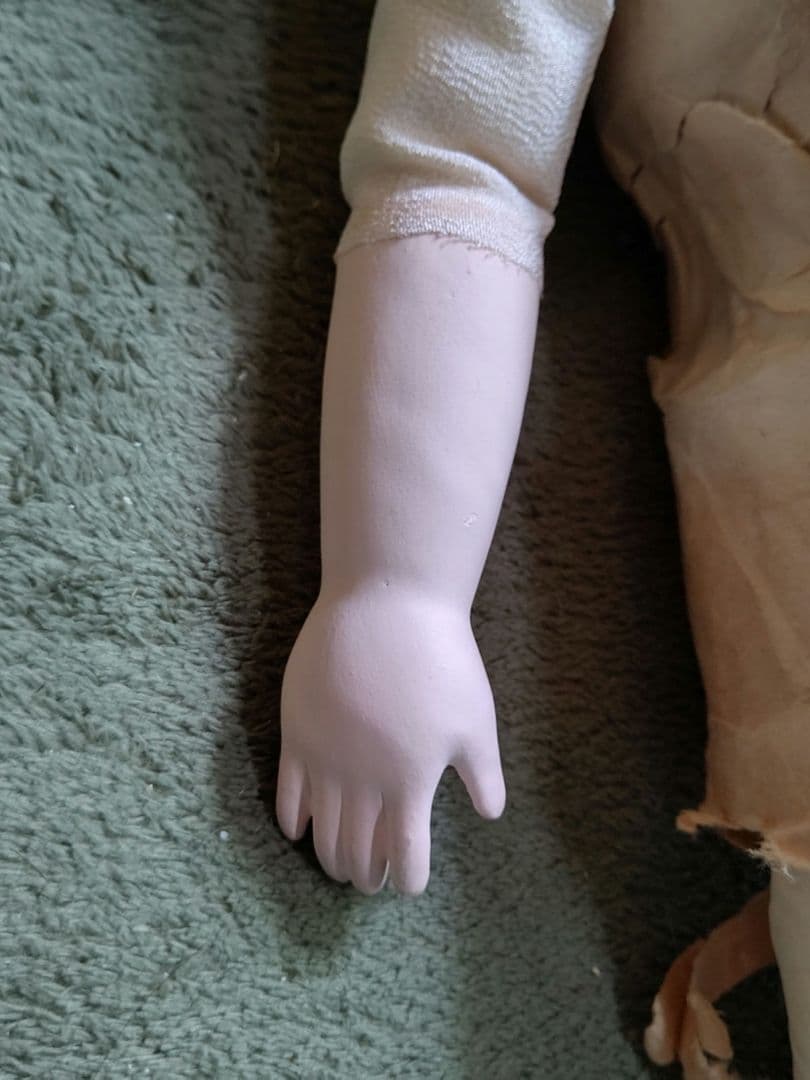 芳龍斎 上手　市松人形 昭和16年～20年 腕布交換済み 梨地 人形