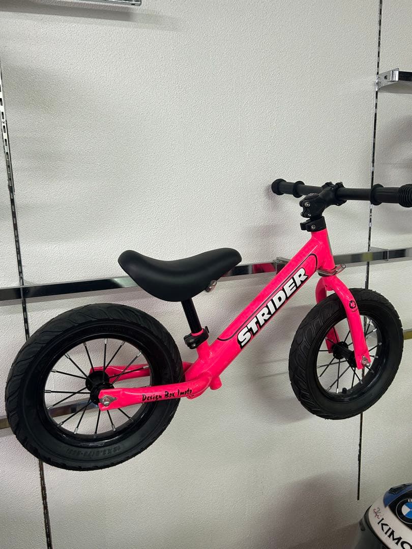 Y*様 STRIDER バランスバイク ネオンピンク
