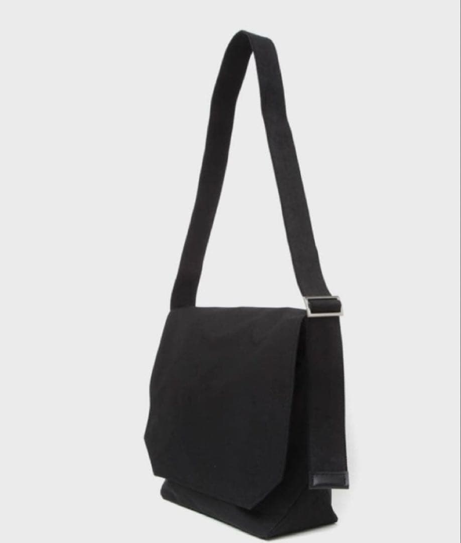 Hender Scheme flap shoulder small/ブラック